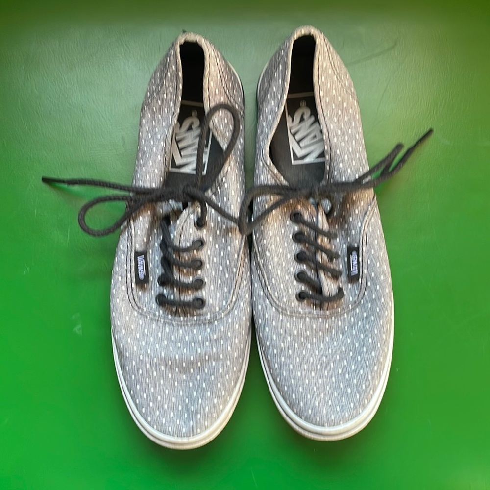 Vans classic lace ups